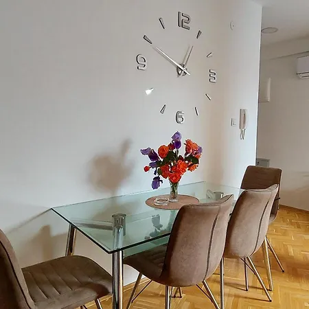 Panorama דירה Požarevac